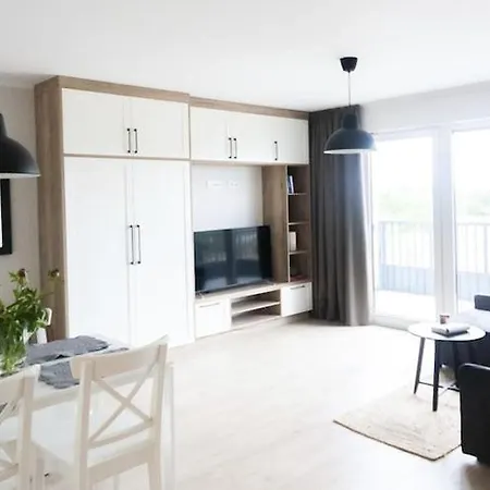 شقة Cozy For 4 In West Pomeranian Dziwnów