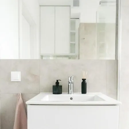 Cozy For 4 In West Pomeranian Apartment
